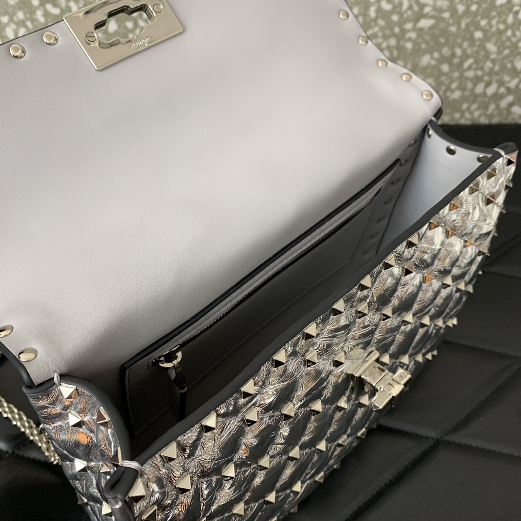 Valentino Garavani Rockstud Spike Medium Chain Bag in Silver Supple Lambskin Nappa